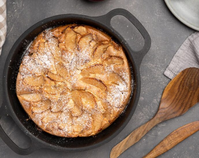 Wochenend-Blitzrezept: Besser als der Ofen: Dieser Apfelkuchen wird erst in der Pfanne perfekt
