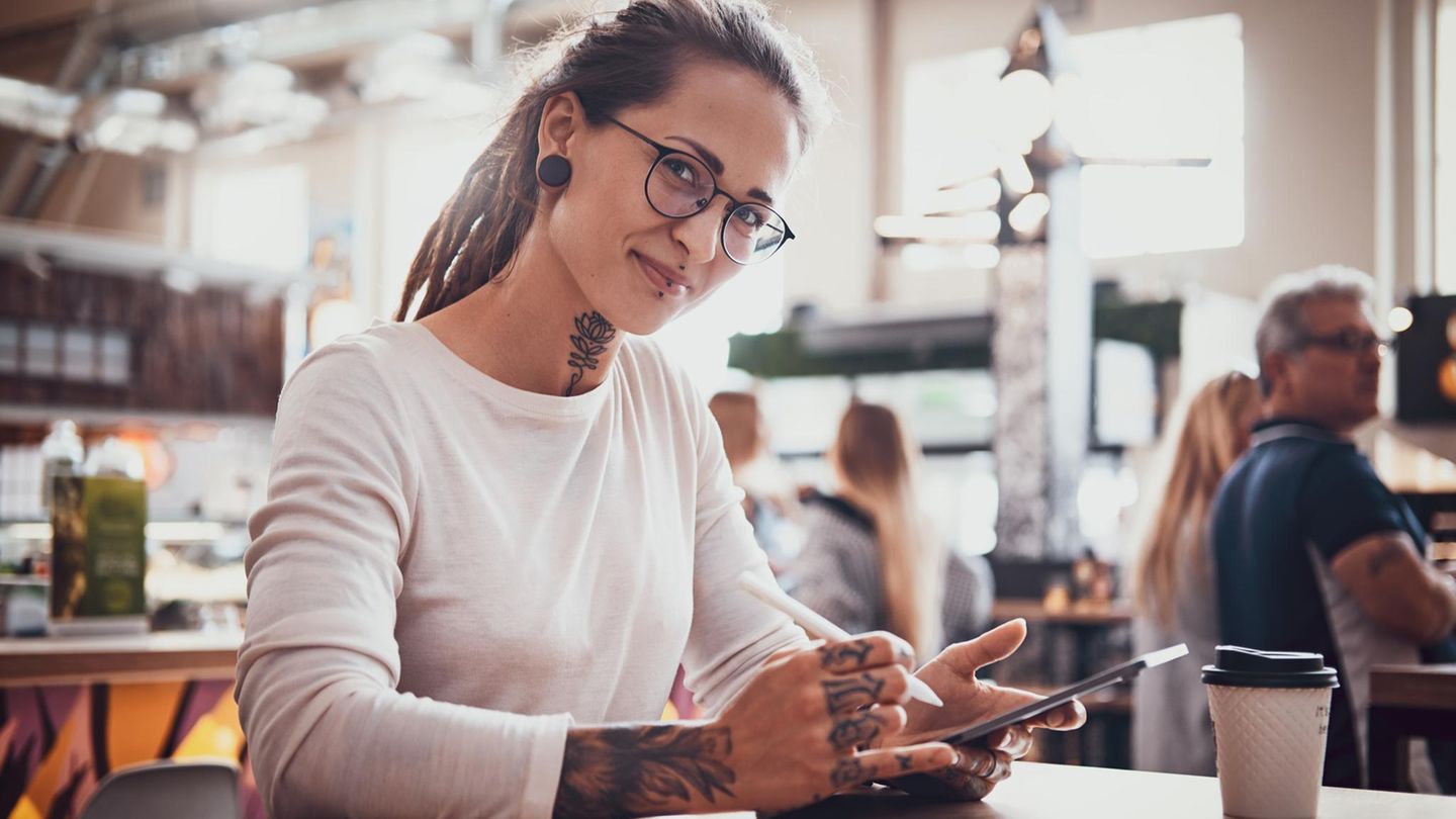 Psychologie: 5 Tricks, mit denen du Wut sofort in gute Laune verwandelst