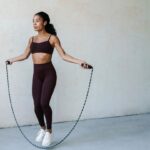 Effektives Mini-Workout: Um fit zu bleiben, brauchst du nur diese 2 Übungen
