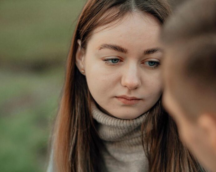 Psychologie: 3 Sätze, mit denen du sensible Menschen tief verletzt, ohne es zu merken