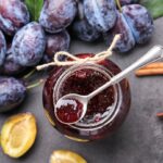 Pflaumen und Zwetschgen: Die besten Rezepte für Kuchen, Mus & Co.