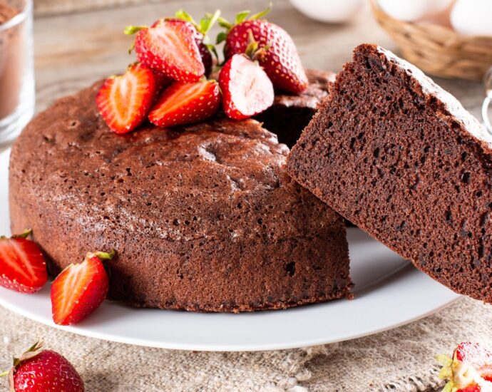 Kuchen-Blitzrezept: Für den schnellen 9-Löffel-Schokokuchen brauchst du keine Waage
