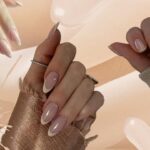 Nude French Nails: Nicht nur Promis lieben den neuen Nageltrend für den Herbst