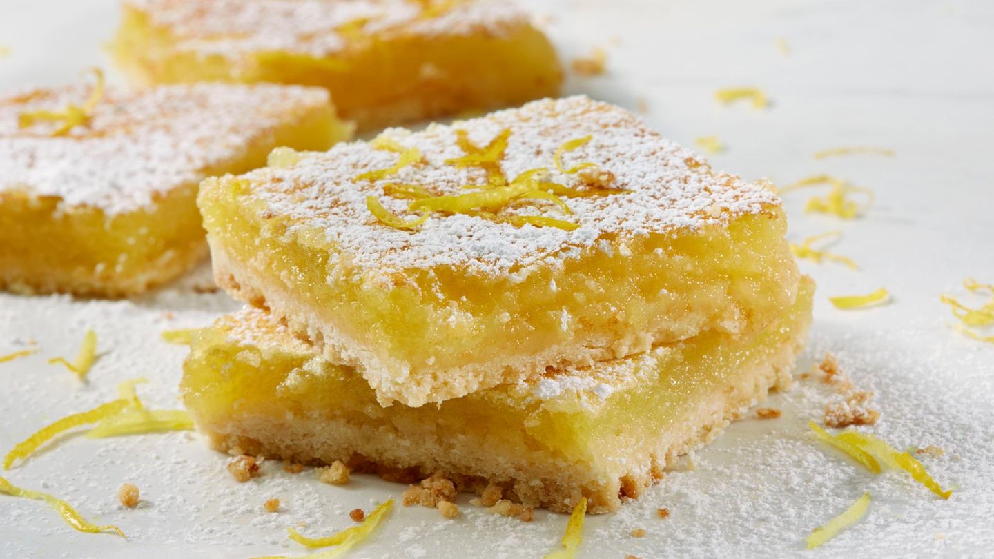 Blitzschnell fertig: Dieser saftige Zitronenkuchen braucht nur drei Zutaten