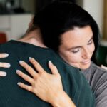 Wenn Kinder großwerden: Mein Sohn braucht mich nicht weniger – nur ganz anders