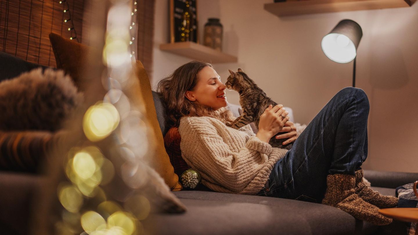 Wie in Skandinavien: 3 Dinge, die dein Zuhause gemütlich für den Winter machen