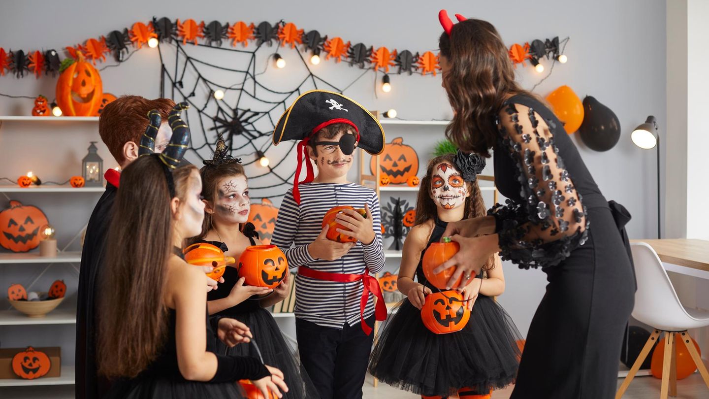 Halloween-Spiele: 13 unheimlich spaßige Ideen für Groß und Klein