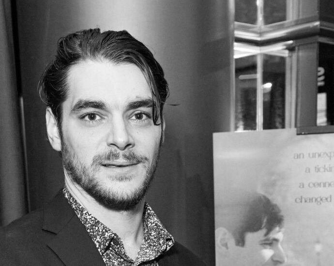 Verstorbene Promis 2026: Schauspieler RJ Mitte wurde nur 34 Jahre alt