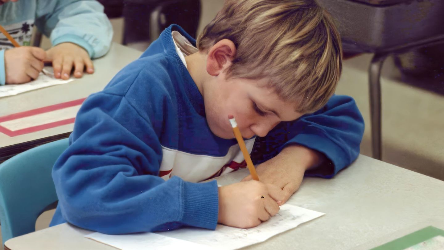 Nostalgie-Check: Erkennst du diese drei Klassiker aus deiner Schulzeit?
