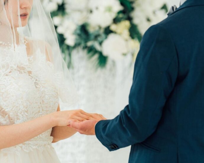 Virtuelle Lover: Warum in Japan immer mehr Menschen einen Avatar heiraten